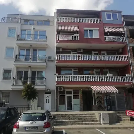 Konukevi Ceco 3*